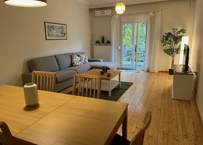 Urban Nest Apartment